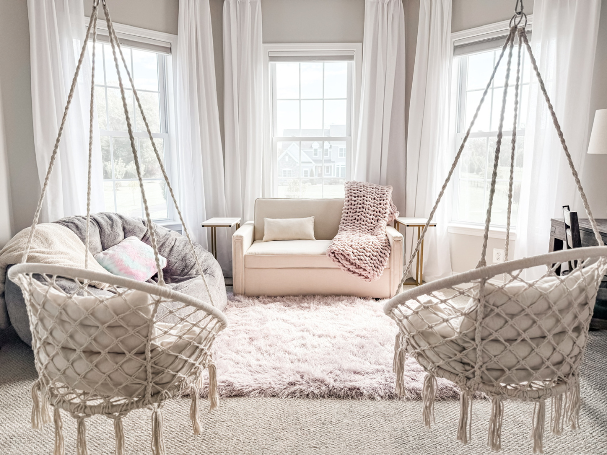 A Dreamy Bedroom Makeover for Markella